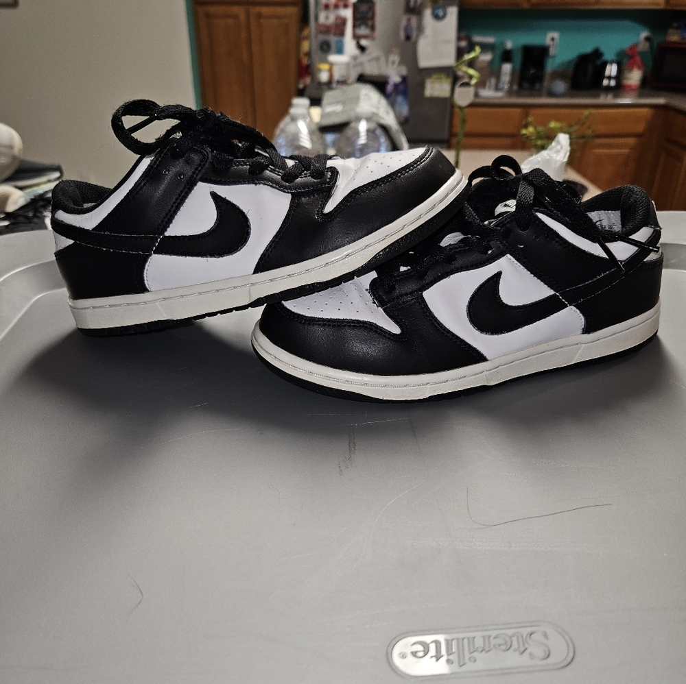 Nike Dunk Low Retro White Black Panda Shoes Size 3Y